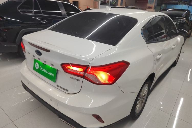 Used Ford Focus 2021 Sedan EcoBoost 180 Automatic Trendy Model
