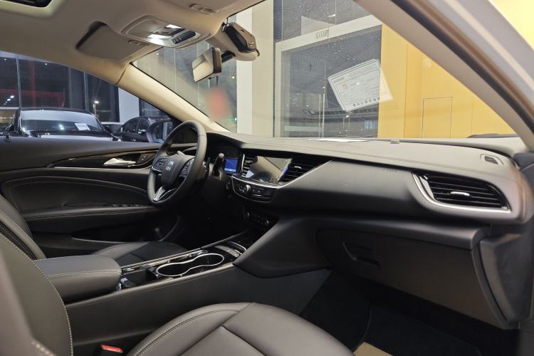 Used Buick Regal 2024 25T Deluxe Edition