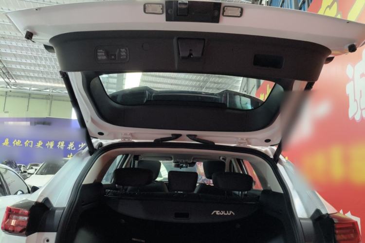 Used Dongfeng Aeolus Huge 2022 Mach Power 1.5T Dare-to-Love Edition