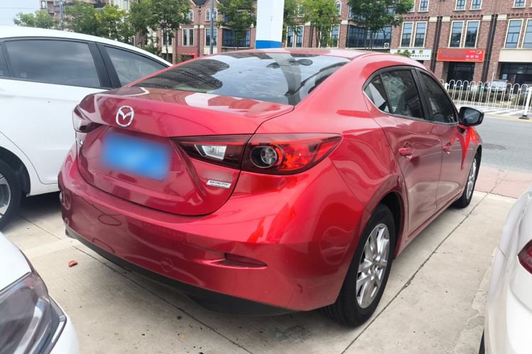 Used Mazda Mazda 3 Axela 2014 Sedan 1.5L Automatic Comfort Model
