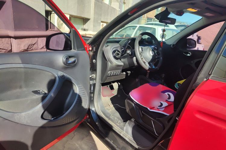 Used  forfour 2016 1.0L 52 kW Passion Edition