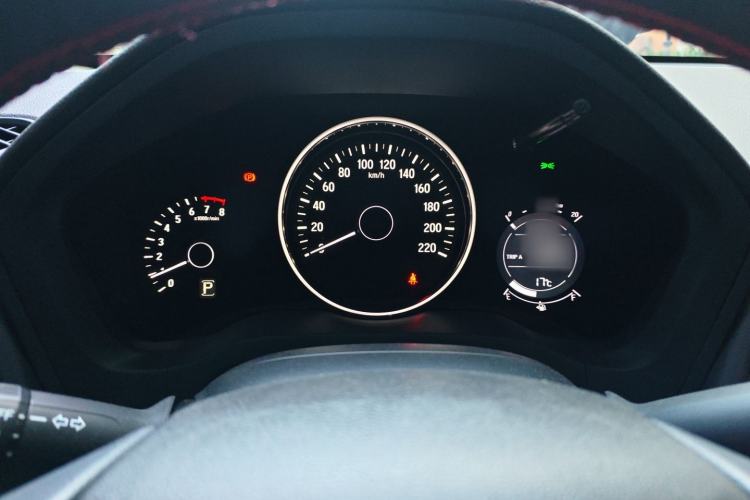 Used Honda Vezel 2020 1.5L CVT Pioneer Edition