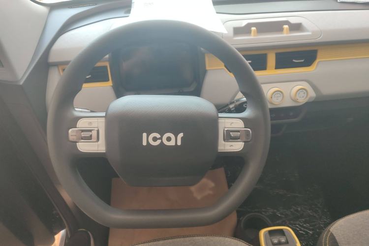 Used Chery QQ Ice Cream 2022 120km Conical Shape Lithium Iron Phosphate
