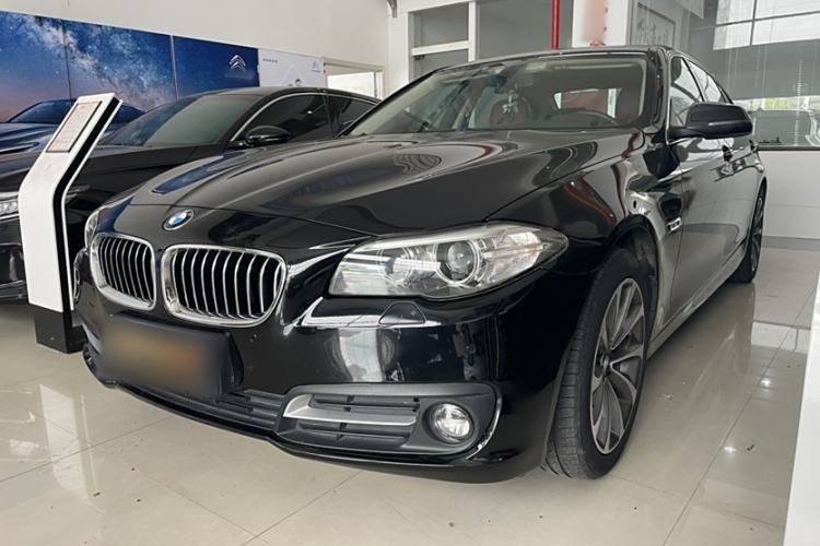 Used BMW 5 Series 2017 525Li Leading Model
