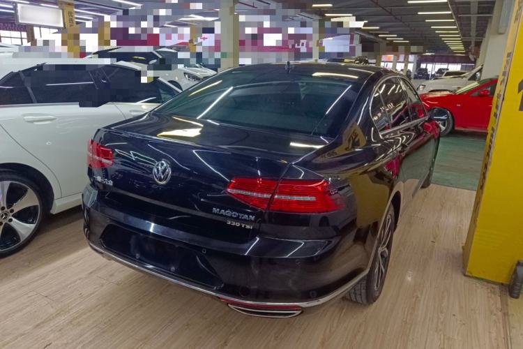 Used Volkswagen Magotan 2017 330TSI DSG Luxury Model
