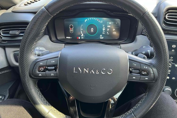 Used Lynk & Co 03 2022 1.5TD DCT JingPro
