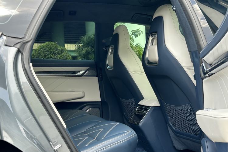 Used Zeekr 001 2022 Long-Range Dual-Motor WE Edition
