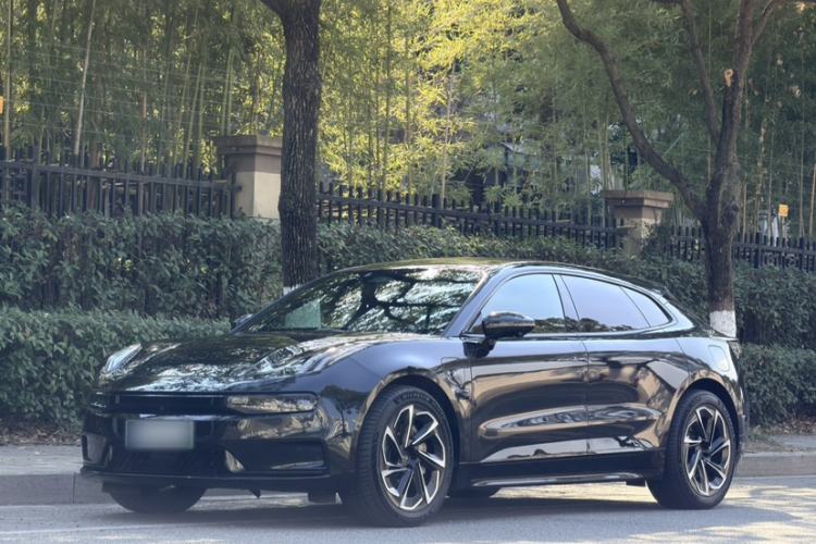 Used Zeekr 001 2022 Ultra-Long Range Dual-Motor YOU Version
