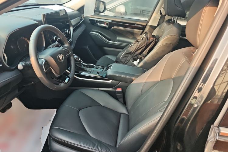 Used Toyota Highlander 2023 2.5L Smart Electric Hybrid Dual-Engine Four-Wheel Drive Prestige Version – 7 Seats
