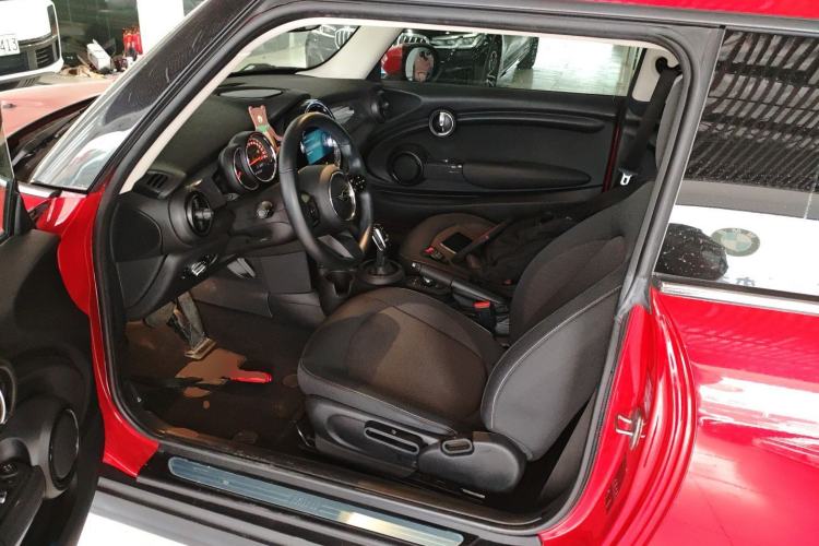 Used  MINI 2022 1.5T ONE
