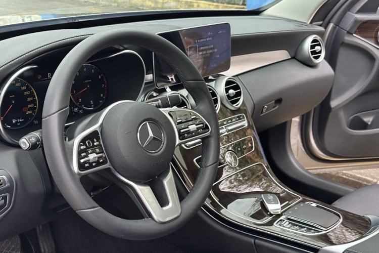 Used Mercedes-Benz C-Class 2021 C 200 L Fashion Model
