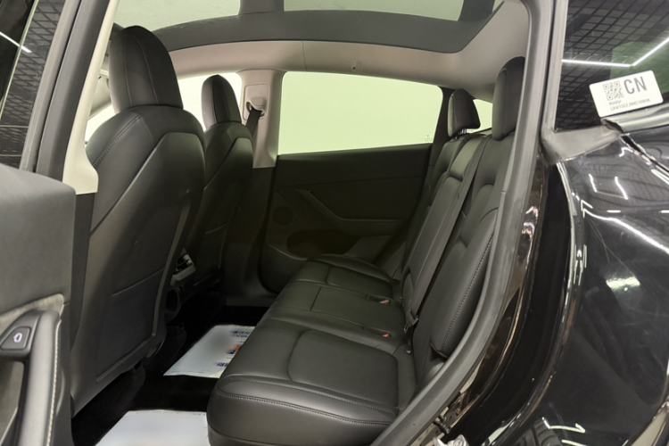 Used Tesla Model Y 2021 Standard Range Rear-Wheel Drive Version
