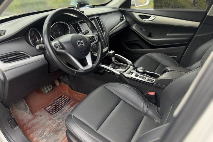 Used Zotye SR7 2017 1.5T CVT Cube Road Edition
