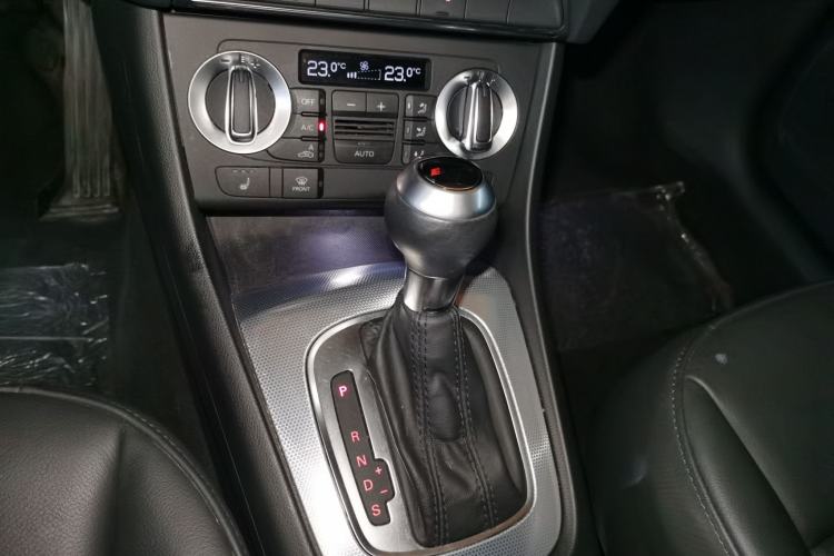 Used Audi Q3 2015 35 TFSI Comfort Model
