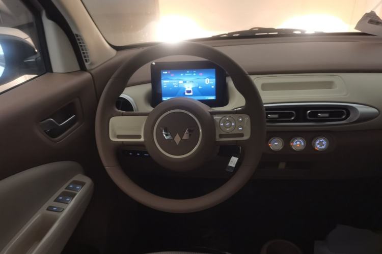 Used Wuling Hongguang MINIEV 2025 Four-Door Version Advanced Edition
