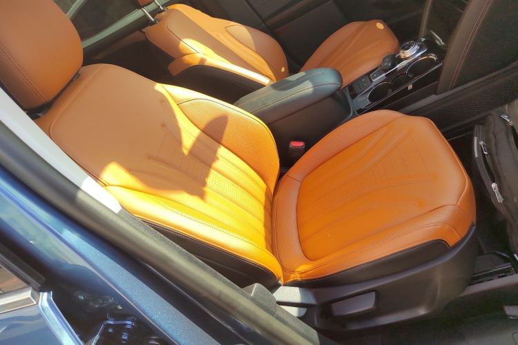 Used Ford Escape 2020 EcoBoost 245 Two-Wheel-Drive Titanium Edition
