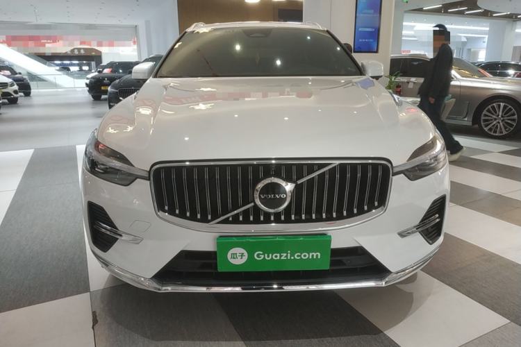 Used Volvo XC60 2024 B5 4x4 Smart Luxury Edition