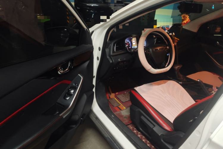 Used Venucia D60 2018 1.6L CVT Smart Connect Elite Edition