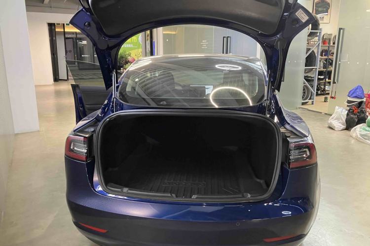Used Tesla Model 3 2019 Long-Range Rear-Wheel-Drive Version
