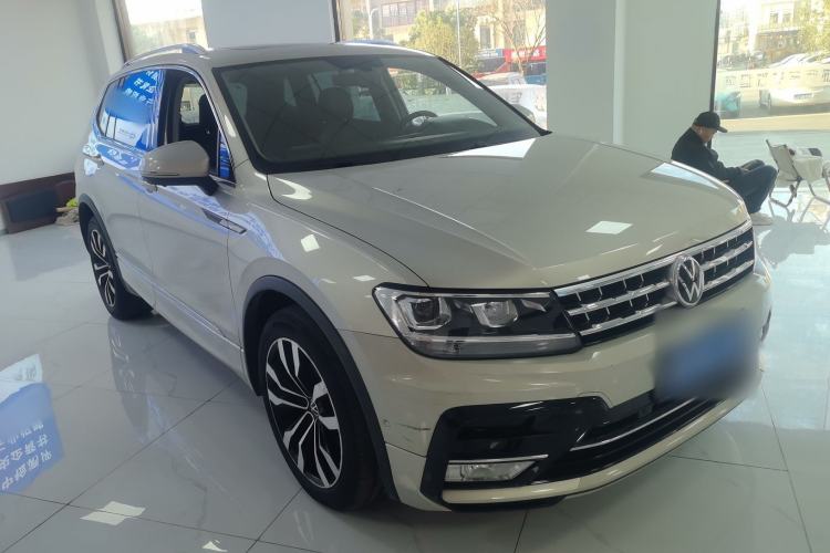 Used Volkswagen Tiguan L 2021 330TSI Automatic Two-Wheel Drive R-Line Enhanced Edition
