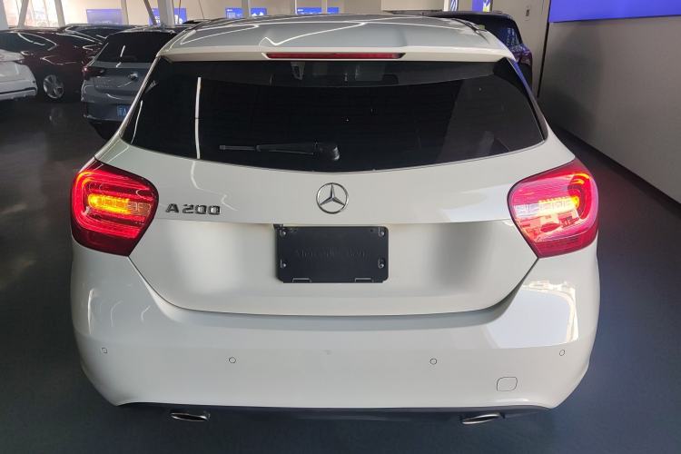 Used Mercedes-Benz A-Class 2015 A 200 Fashion Model
