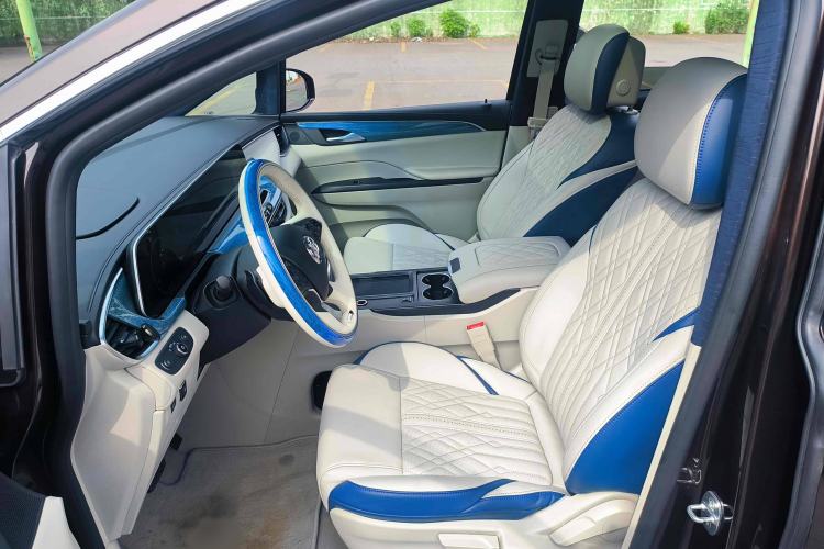 Used Buick GL8 2021 ES Landtrek 653T Comfort Edition
