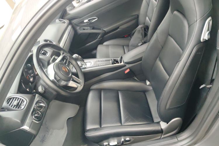 Used Porsche 718 2018 Cayman 2.0T

