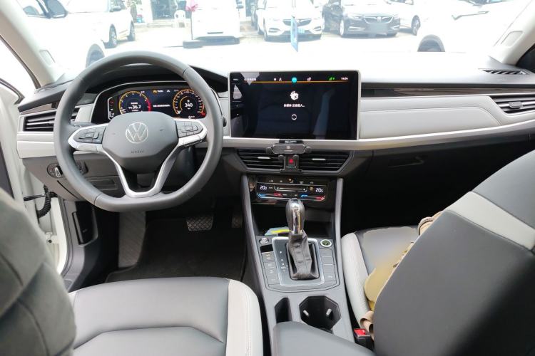 Used Volkswagen Bora 2023 300TSI DSG Prestige Edition
