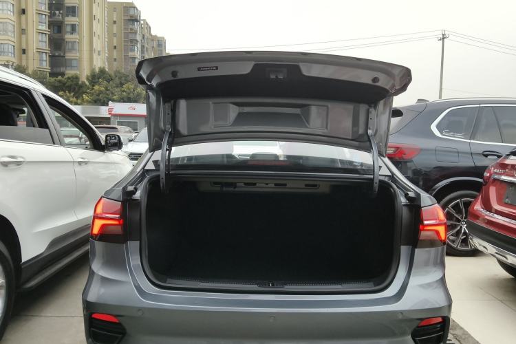 Used Roewe i5 2021 Revised Version 1.5L CVT Diamond Edition