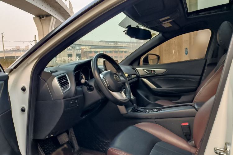 Used Mazda CX-4 2016 2.0L Automatic 2WD Blue Sky Dynamic Edition
