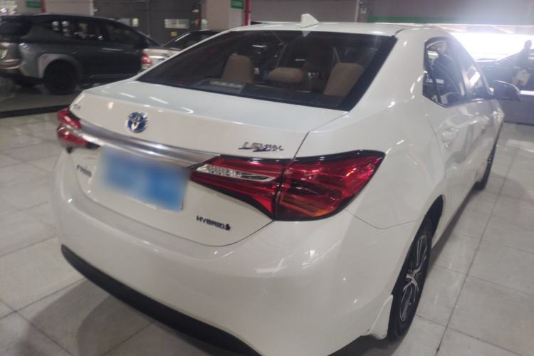 Used Toyota Levin 2017 Revised Dual-Engine 1.8H GS E-CVT Elite Sunroof Version China V Standard