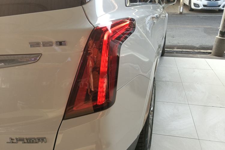 Used Cadillac XT5 2021 28T Luxury Version
