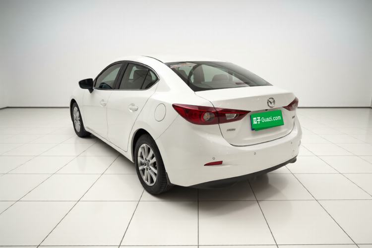 Used Mazda Mazda 3 Axela 2016 Sedan 1.5L Manual Luxury Model