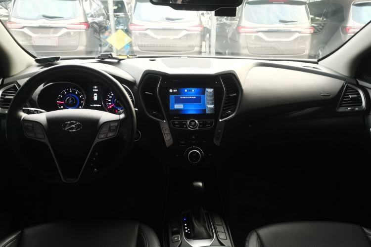 Used Hyundai Santa Fe 2015 2.0T Automatic All-Wheel Drive Smart Version 5 Seats
