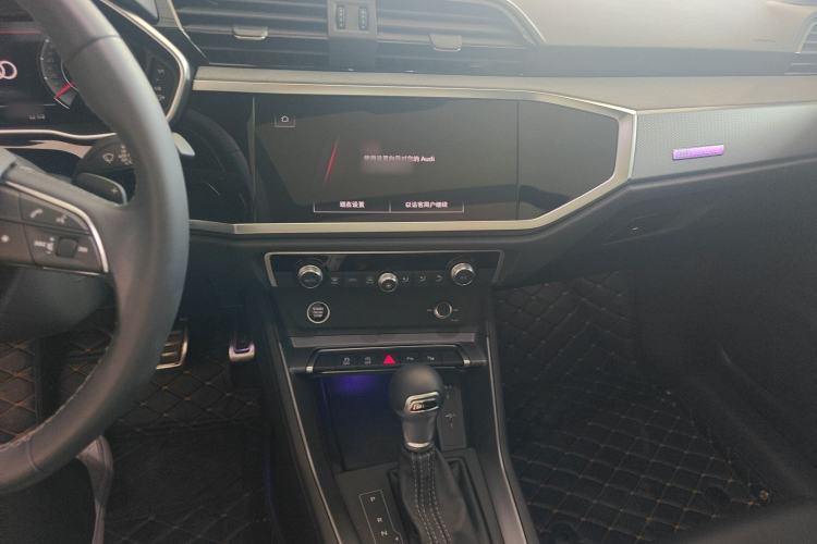 Used Audi Q3 2024 35 TFSI Fashion Dynamic Edition
