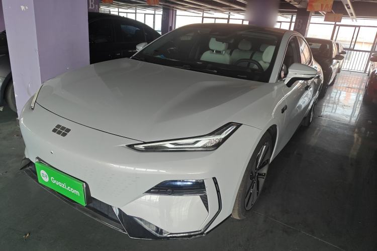 Used  E8 2024 665 km Range Rear-Drive Starship Long-Range Version
