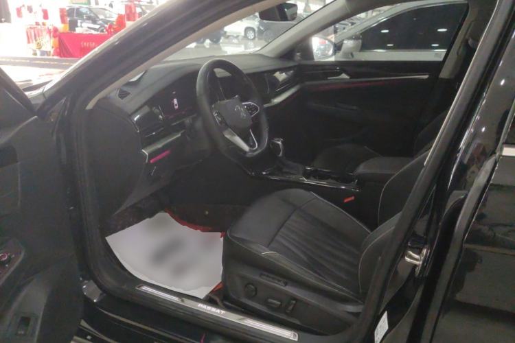 Used Volkswagen Passat 2023 Restyled 330TSI Starry Luxury Edition
