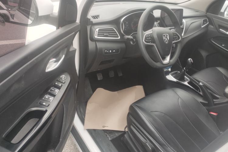 Used Baojun 730 2021 1.5L Manual Fashion Version 7 Seats