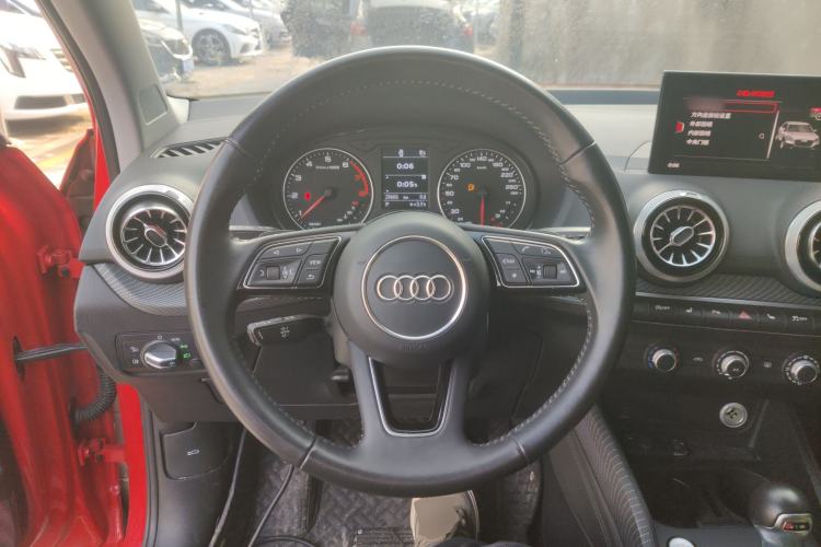 Used Audi Q2L 2022 35 TFSI Advanced Style Edition
