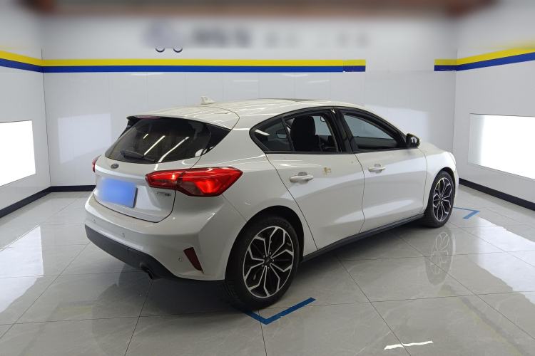 Used Ford Focus 2019 Hatchback EcoBoost 180 Automatic Trendy Model
