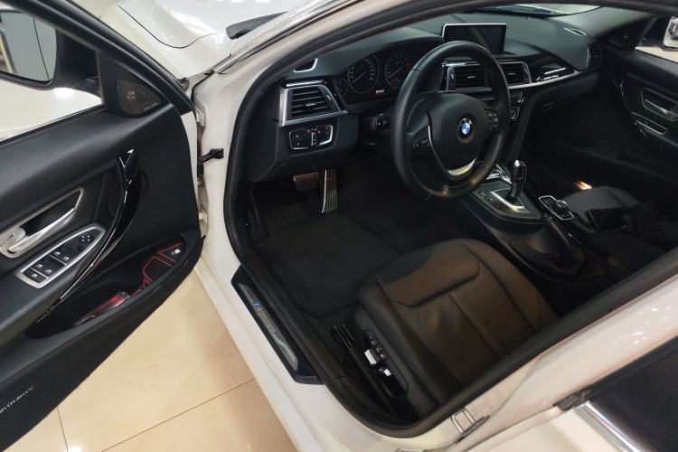 Used BMW 3 Series 2016 320Li Ambition Model