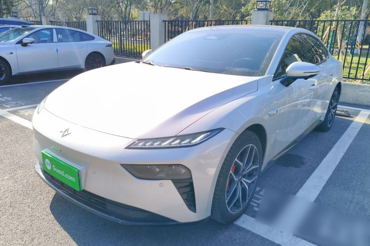 Used Dongfeng eπ eπ007