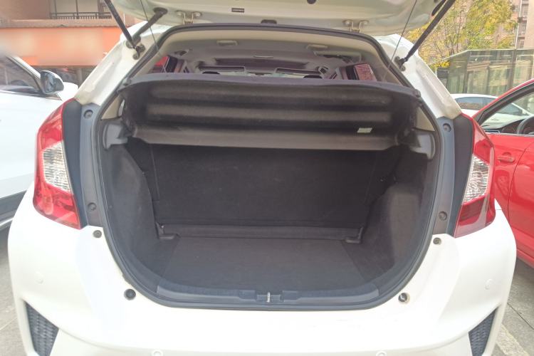 Used Honda Fit 2016 1.5L LXS CVT Comfort Sunroof Version
