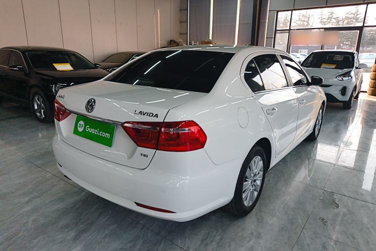 Used Volkswagen Lavida 2013 Restyled Classic 1.6L Automatic Comfort Edition