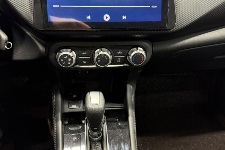 Used Nissan Kicks 2023 Jingqing Edition 1.5L Combining "Power" with a Stylish Touch
