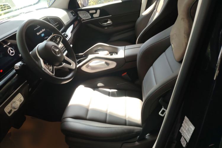 Used Mercedes-Benz GLE 2023 GLE 350 4MATIC Stylish Model
