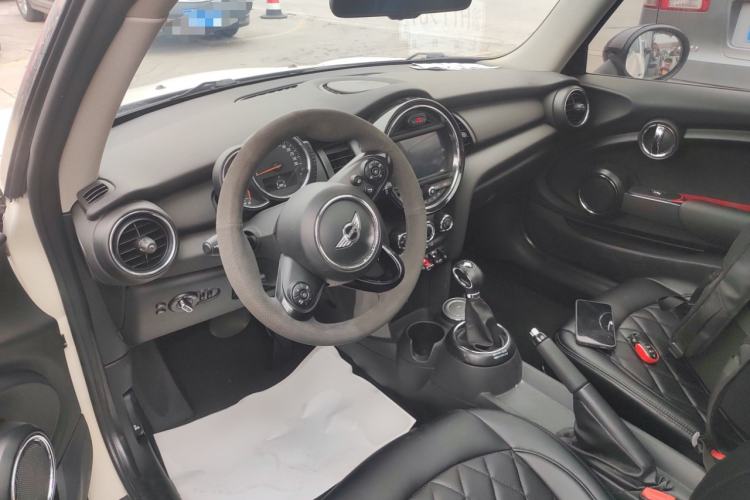 Used  MINI 2014 1.2T ONE+
