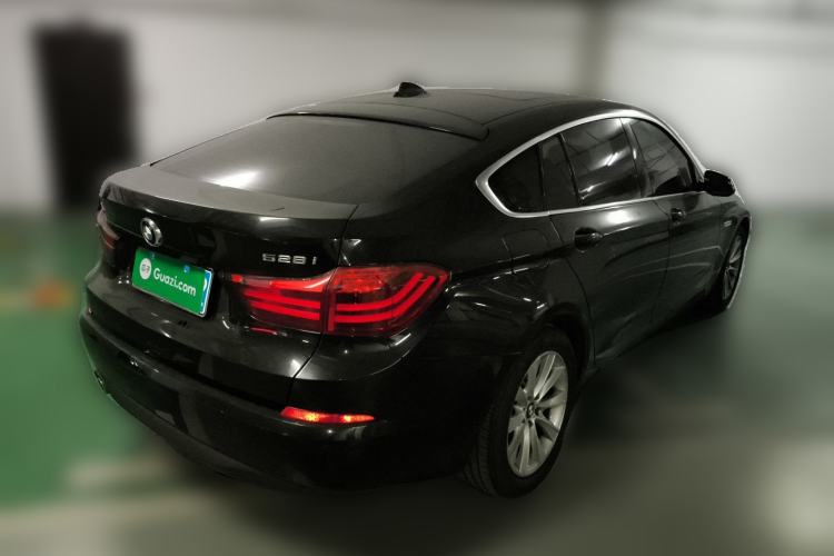 Used BMW 5 Series GT 2014 528i Leading Model