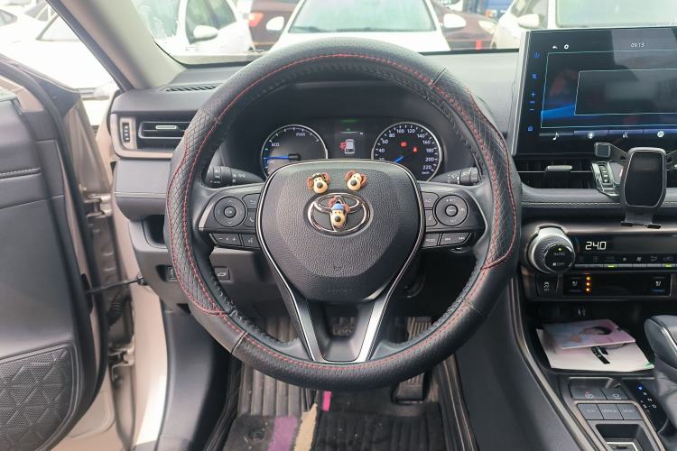 Used Toyota Wildlander 2020 Dual-Engine 2.5L E-CVT Two-Wheel Drive Prestige Edition