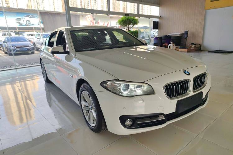 Used BMW 5 Series 2014 520Li Elegant Model
